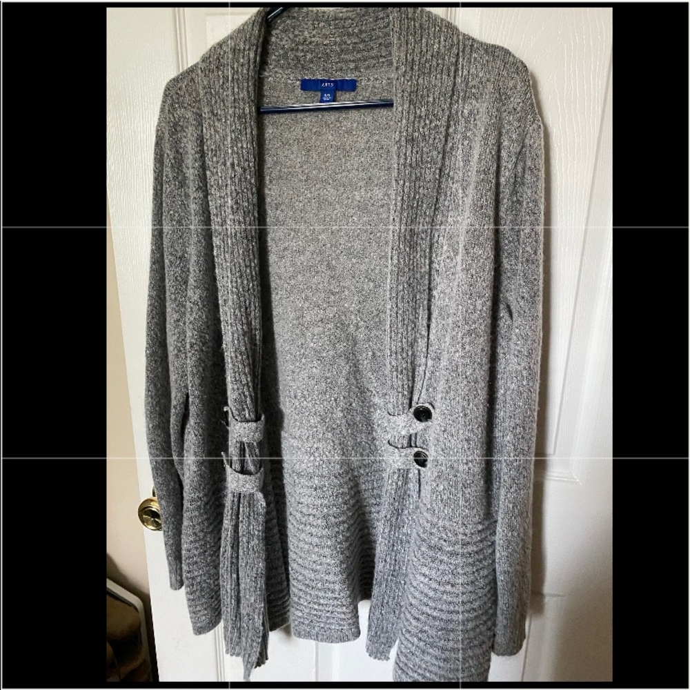 Apt 9 Gray Sweater